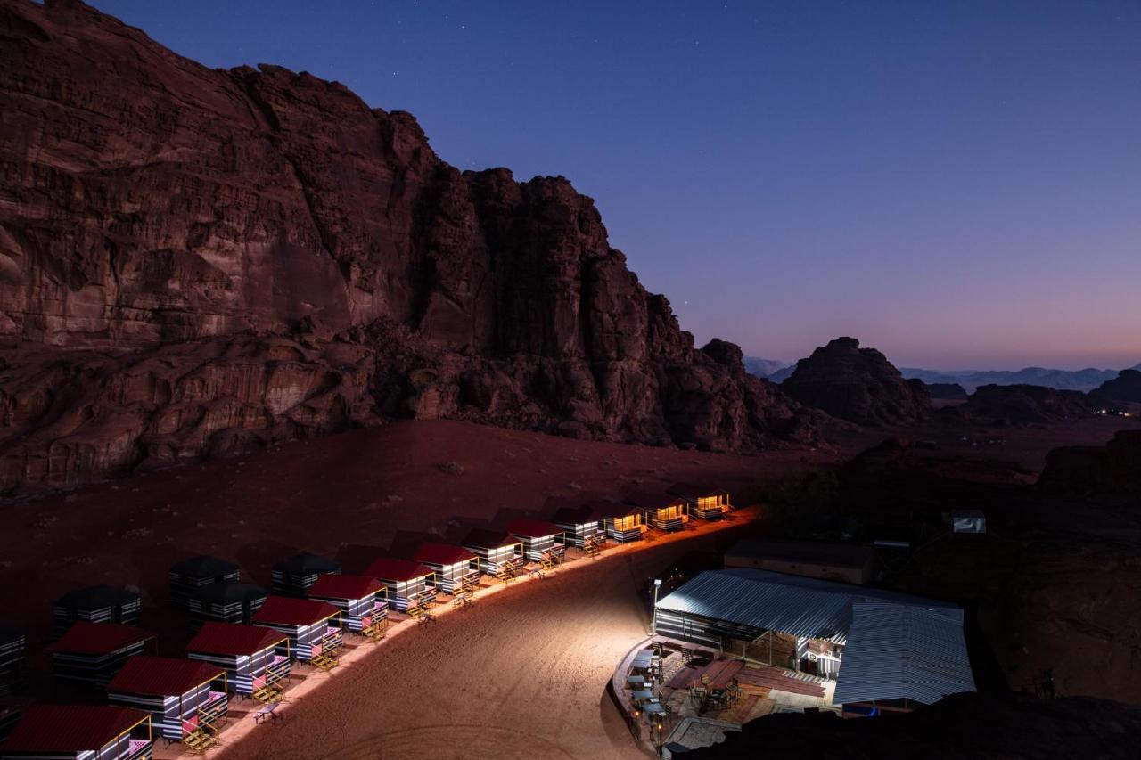 Rainbow Camp Hotel Wadi Rum Exterior photo